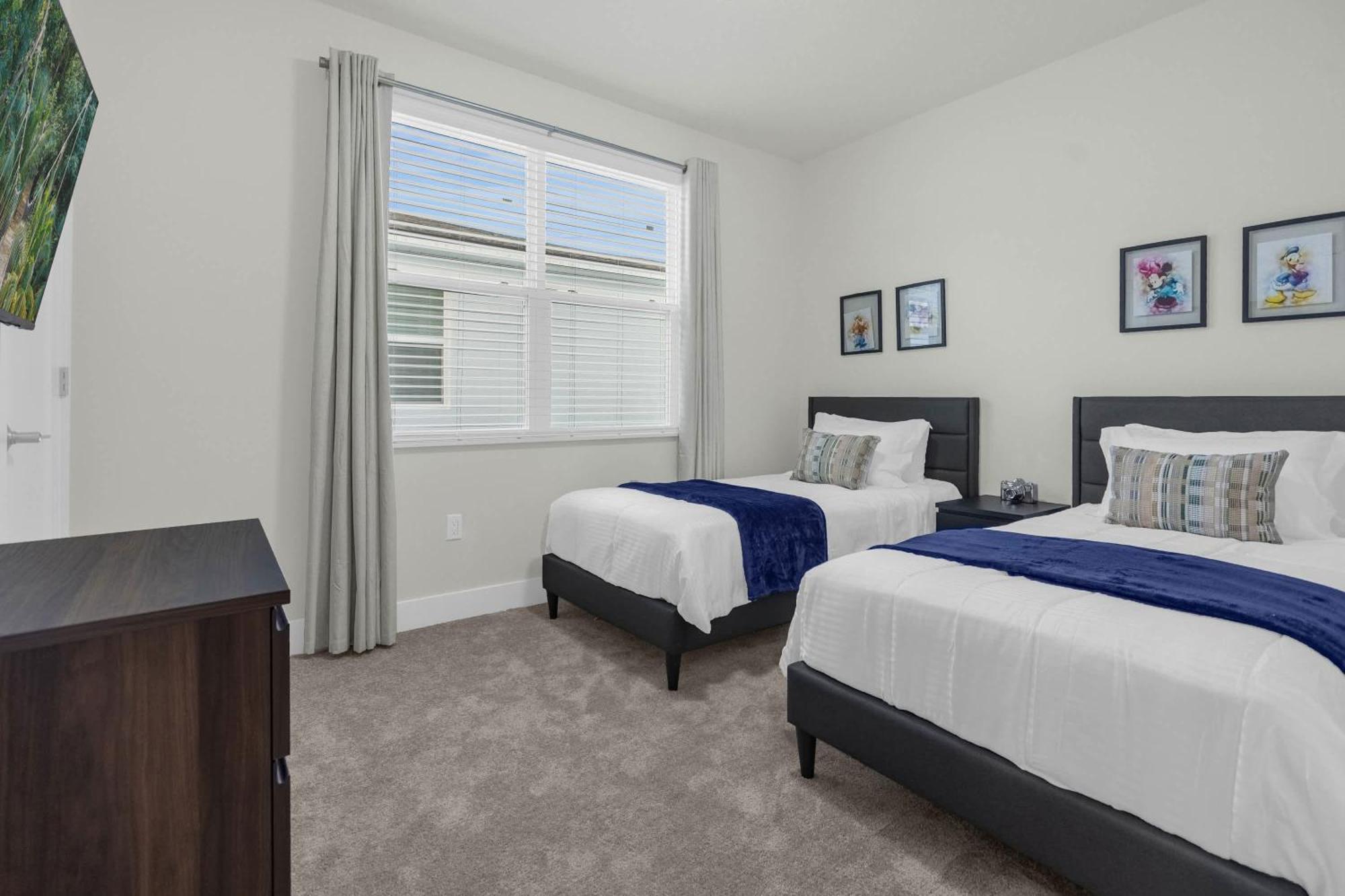 Сasa de vacaciones Upstay - Modern Family Townhome With Pool